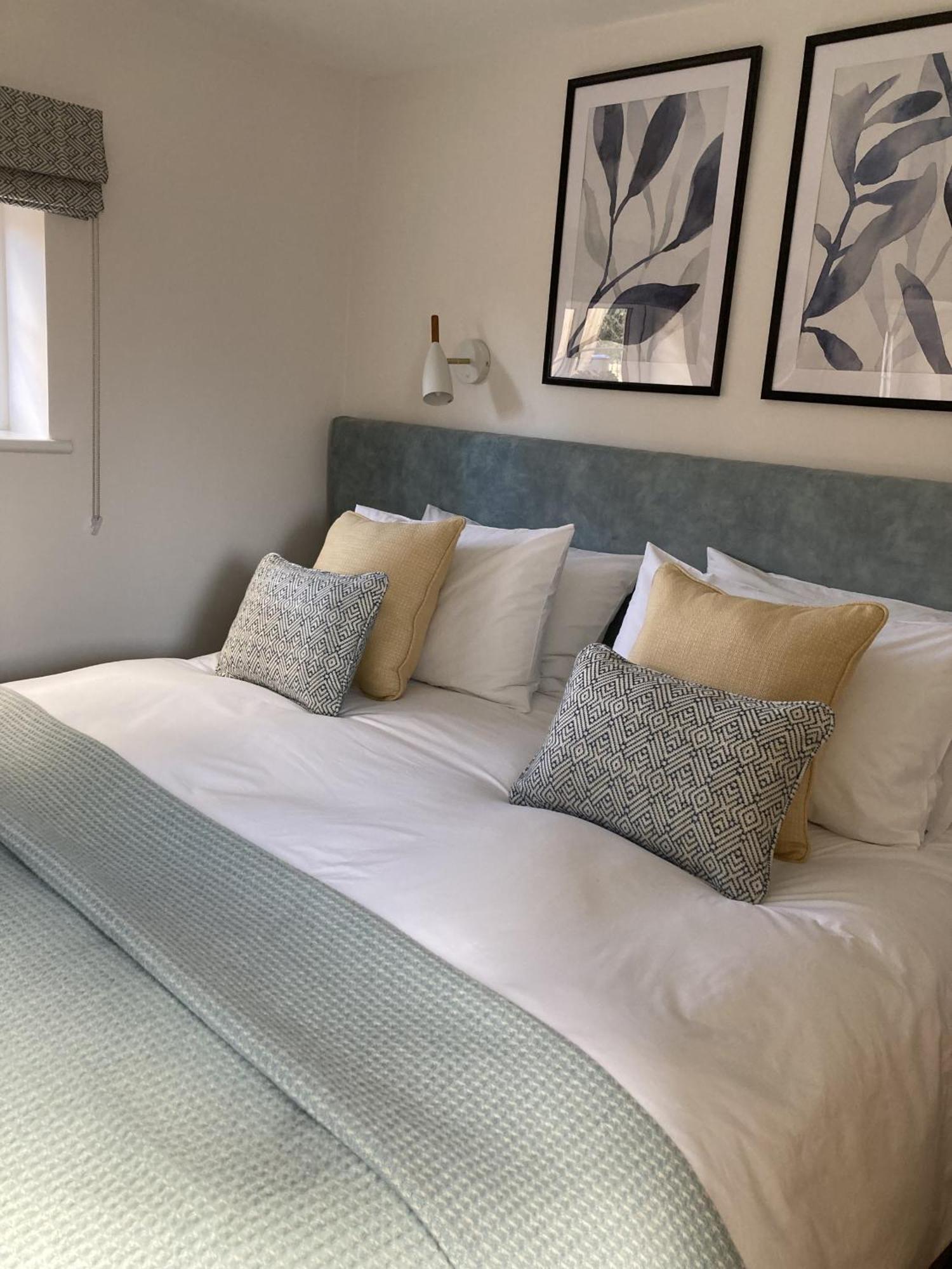 Finwood Green Farm Holiday Cottages-The Calf Shed And The Milk Parlour 헨리인아덴 외부 사진