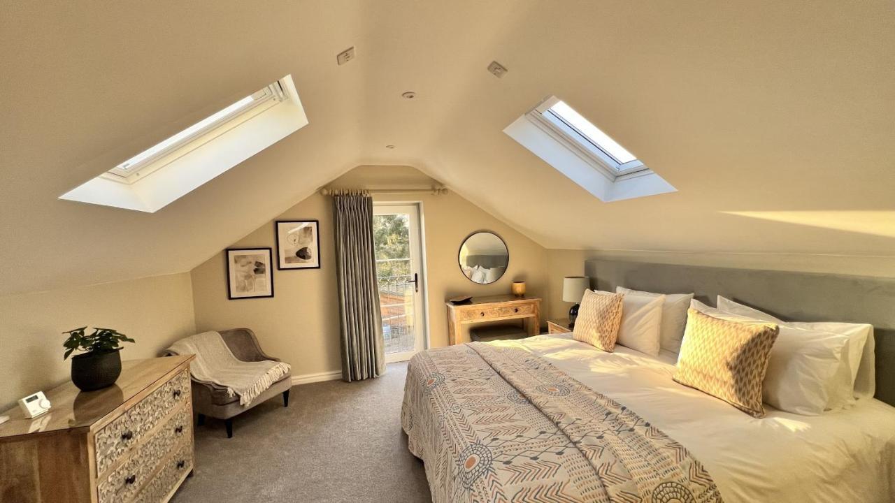 Finwood Green Farm Holiday Cottages-The Calf Shed And The Milk Parlour 헨리인아덴 외부 사진