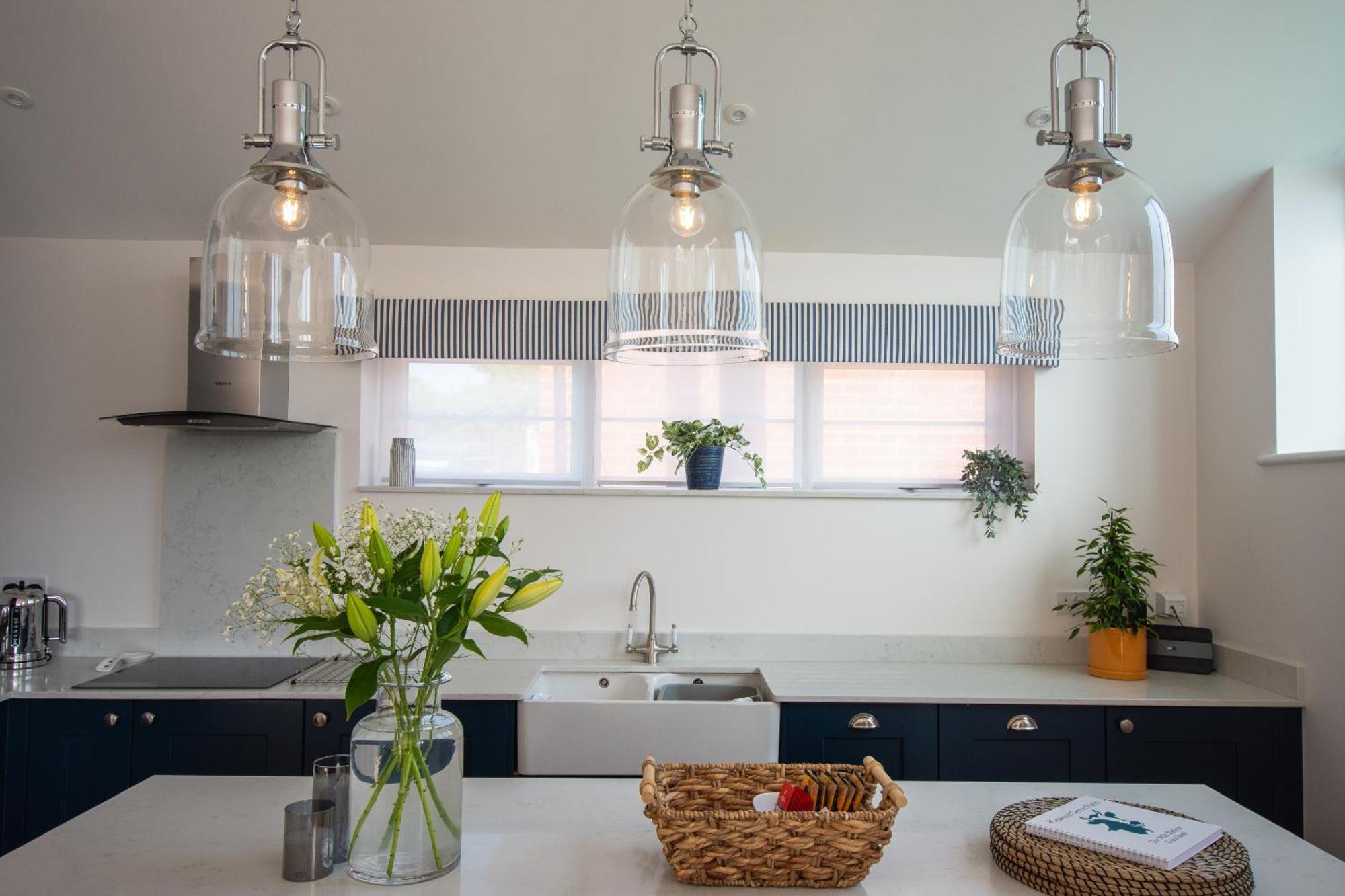 Finwood Green Farm Holiday Cottages-The Calf Shed And The Milk Parlour 헨리인아덴 객실 사진